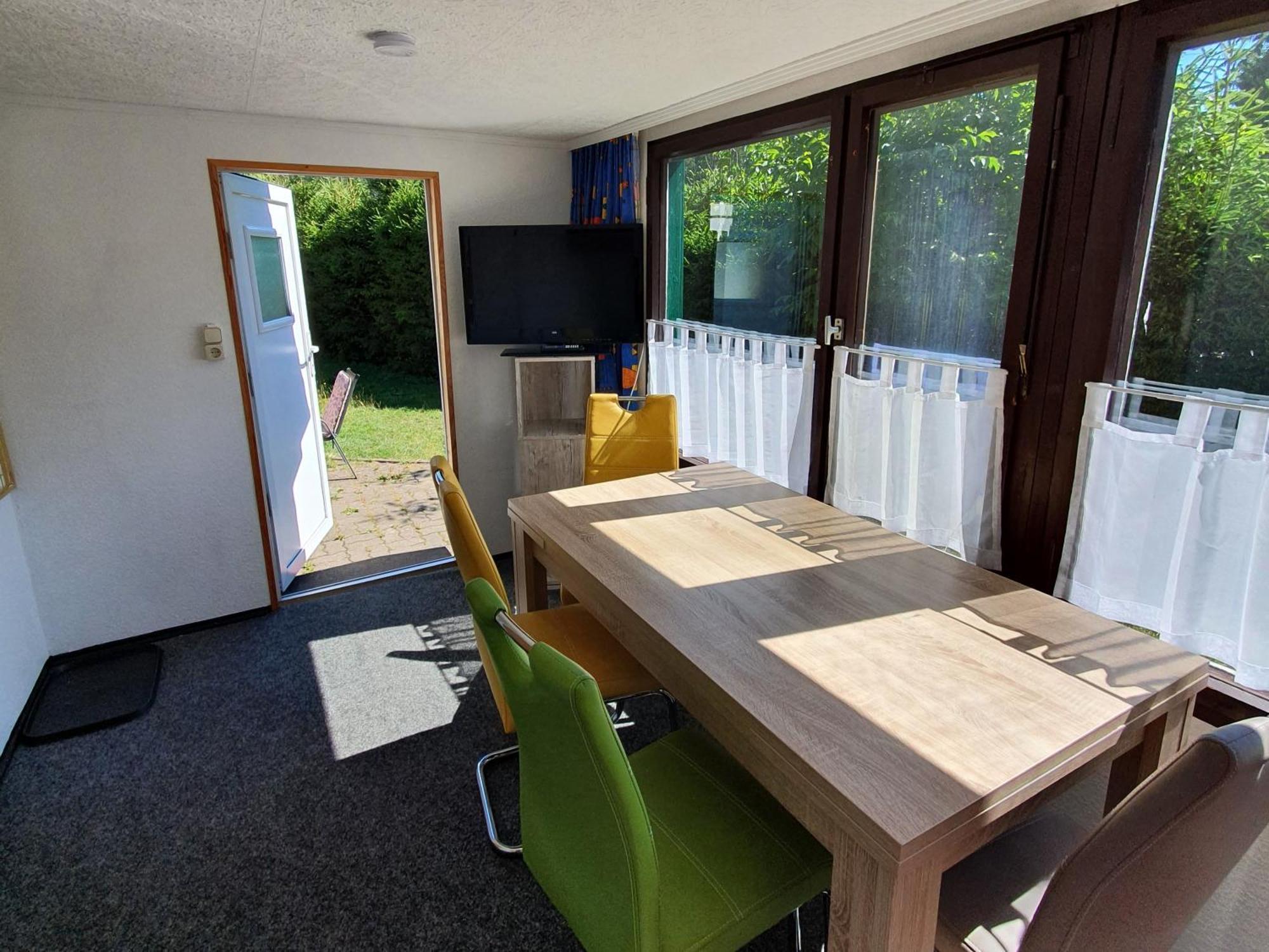 Ferienhaeuser & Bungalows - Naturcamp Meyersgrund Im Thueringer Wald Ilmenau Room photo